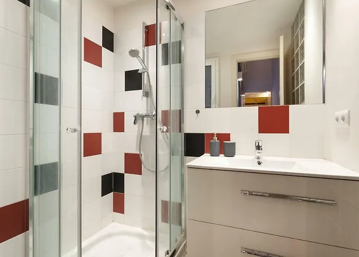 Apartamento In Sants